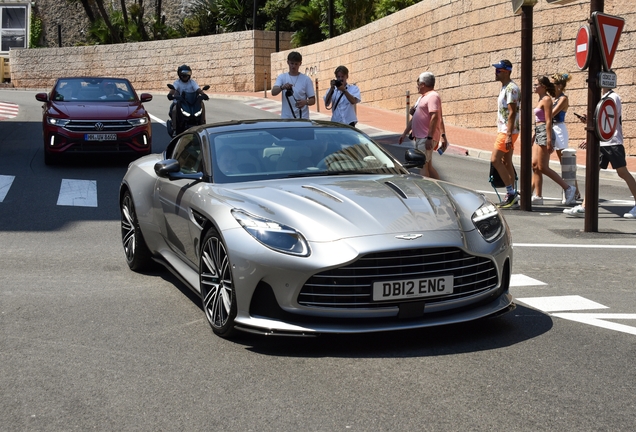 Aston Martin DB12