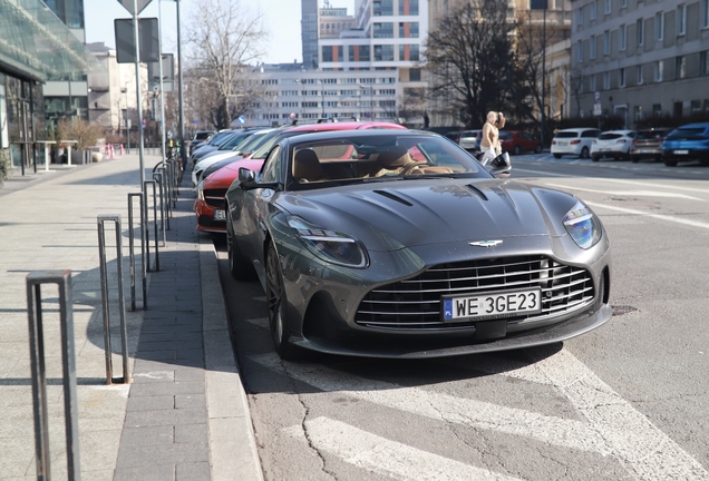 Aston Martin DB12