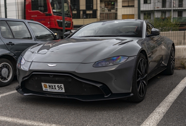Aston Martin V8 Vantage 2018