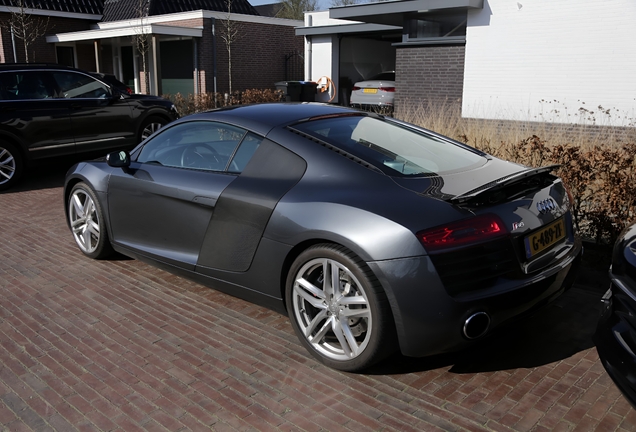 Audi R8 2013