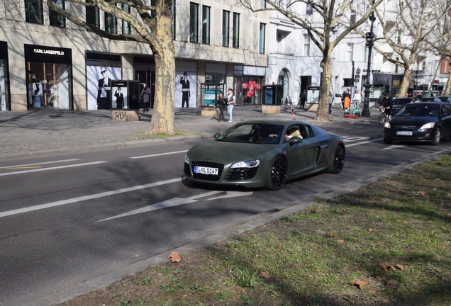 Audi R8