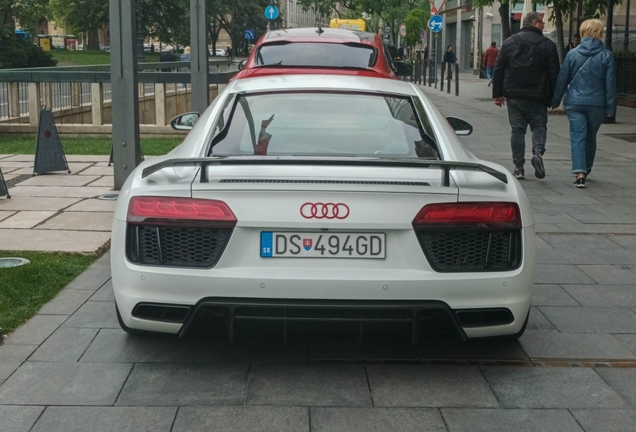 Audi R8 V10 Plus 2015