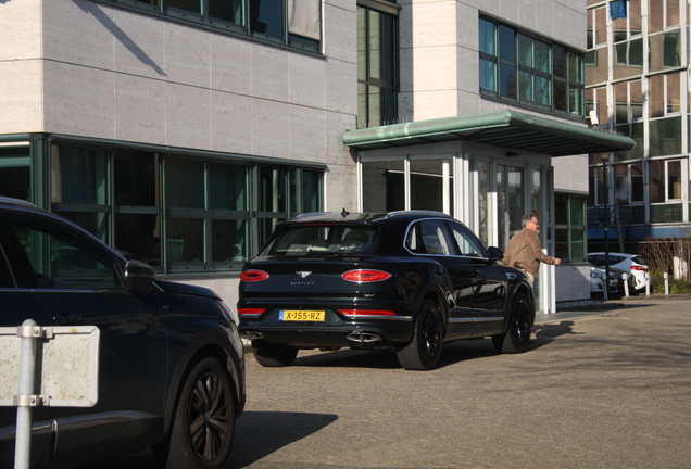 Bentley Bentayga Hybrid 2021