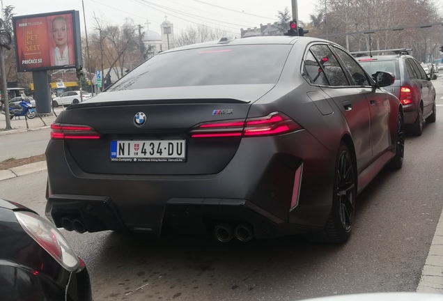 BMW M5 G90