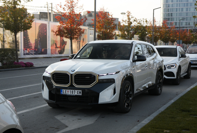 BMW XM G09