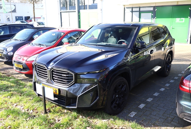 BMW XM G09