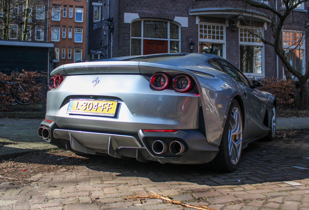 Ferrari 812 Superfast