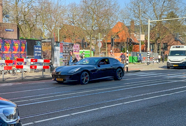 Ferrari GTC4Lusso