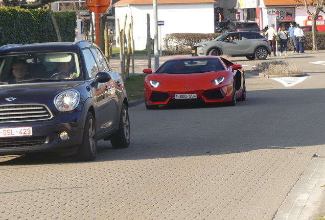 Lamborghini Aventador LP700-4