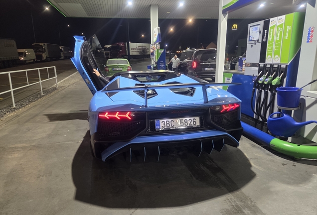 Lamborghini Aventador LP750-4 SuperVeloce Roadster