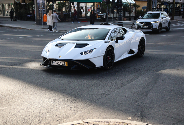 Lamborghini Huracán LP640-2 STO