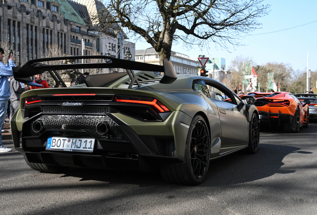 Lamborghini Huracán LP640-2 STO