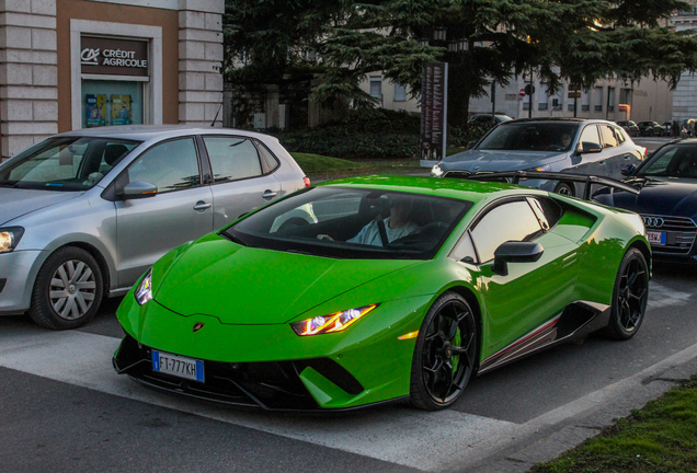 Lamborghini Huracán LP640-4 Performante