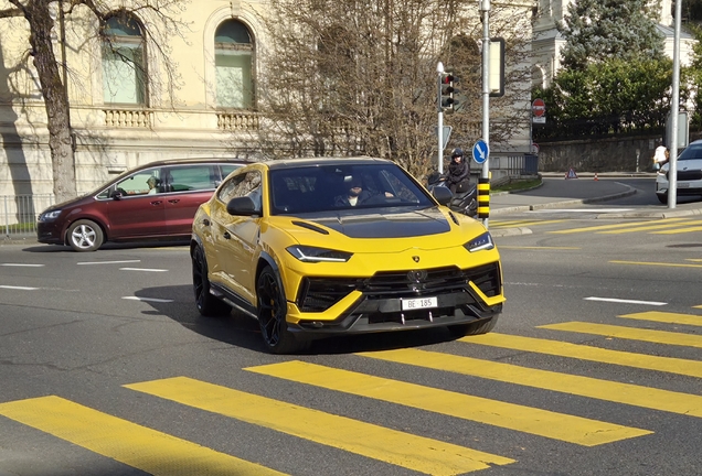 Lamborghini Urus Performante