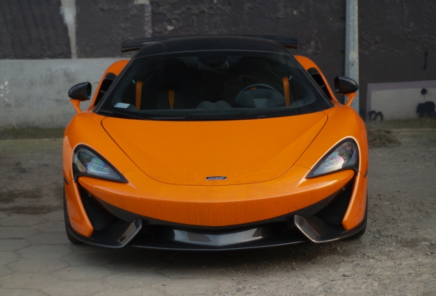 McLaren 570S