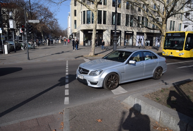 Mercedes-Benz C 63 AMG W204 2012