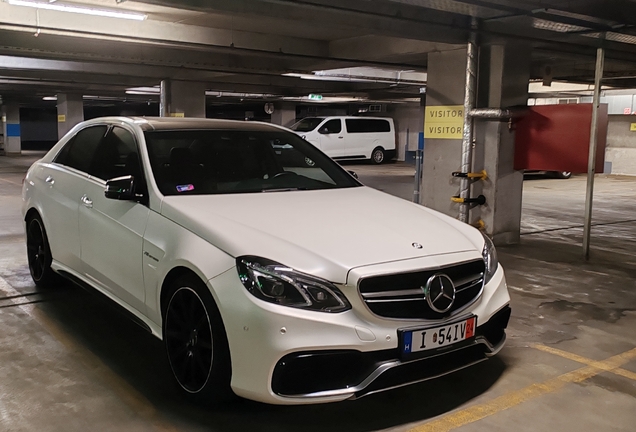 Mercedes-Benz E 63 AMG S W212