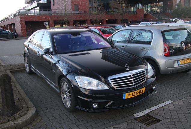 Mercedes-Benz S 63 AMG W221