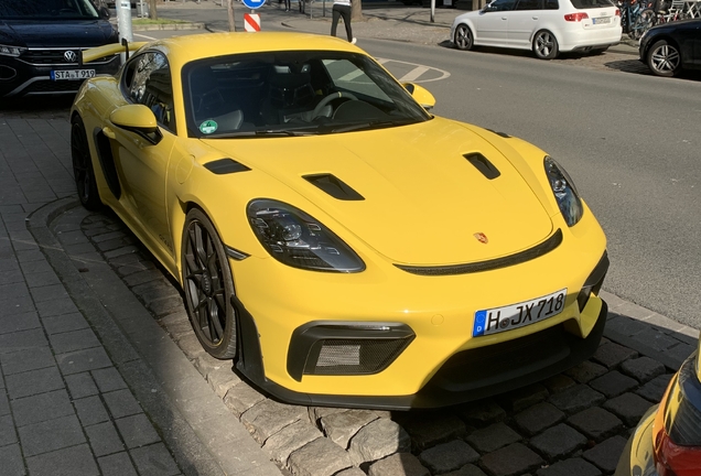 Porsche 718 Cayman GT4 RS