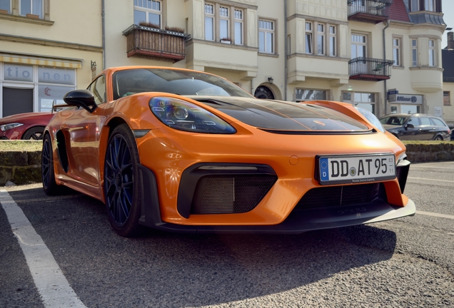 Porsche 718 Cayman GT4 RS Weissach Package