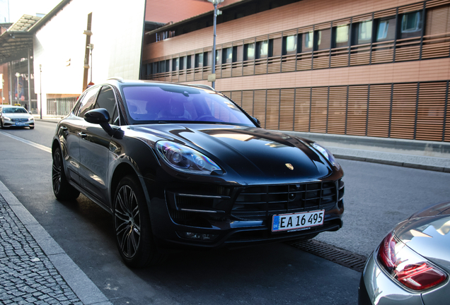 Porsche 95B Macan Turbo