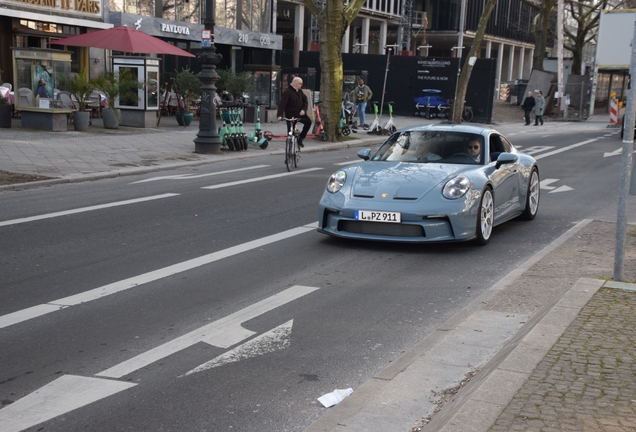 Porsche 992 S/T