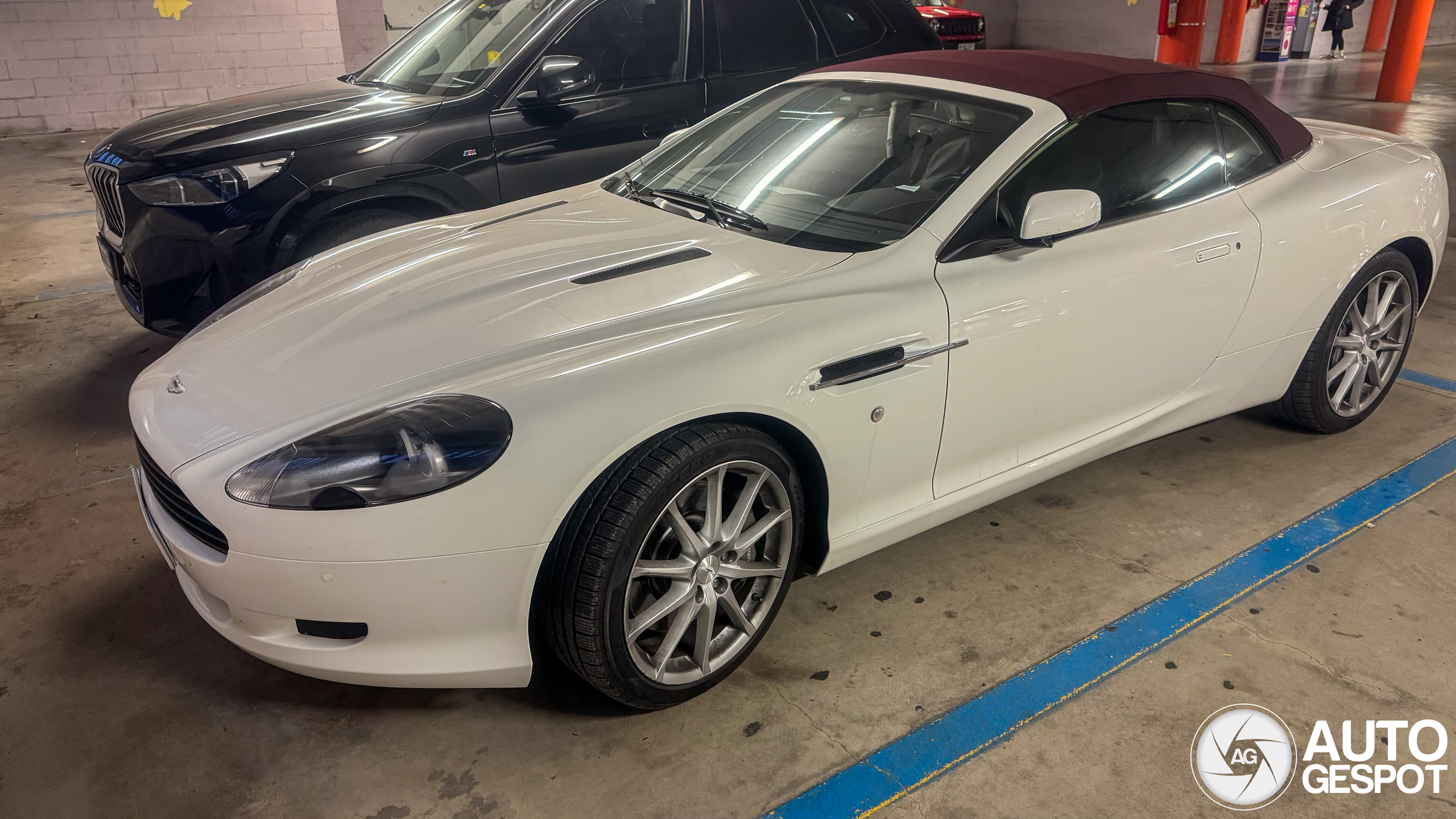 Aston Martin DB9 Volante