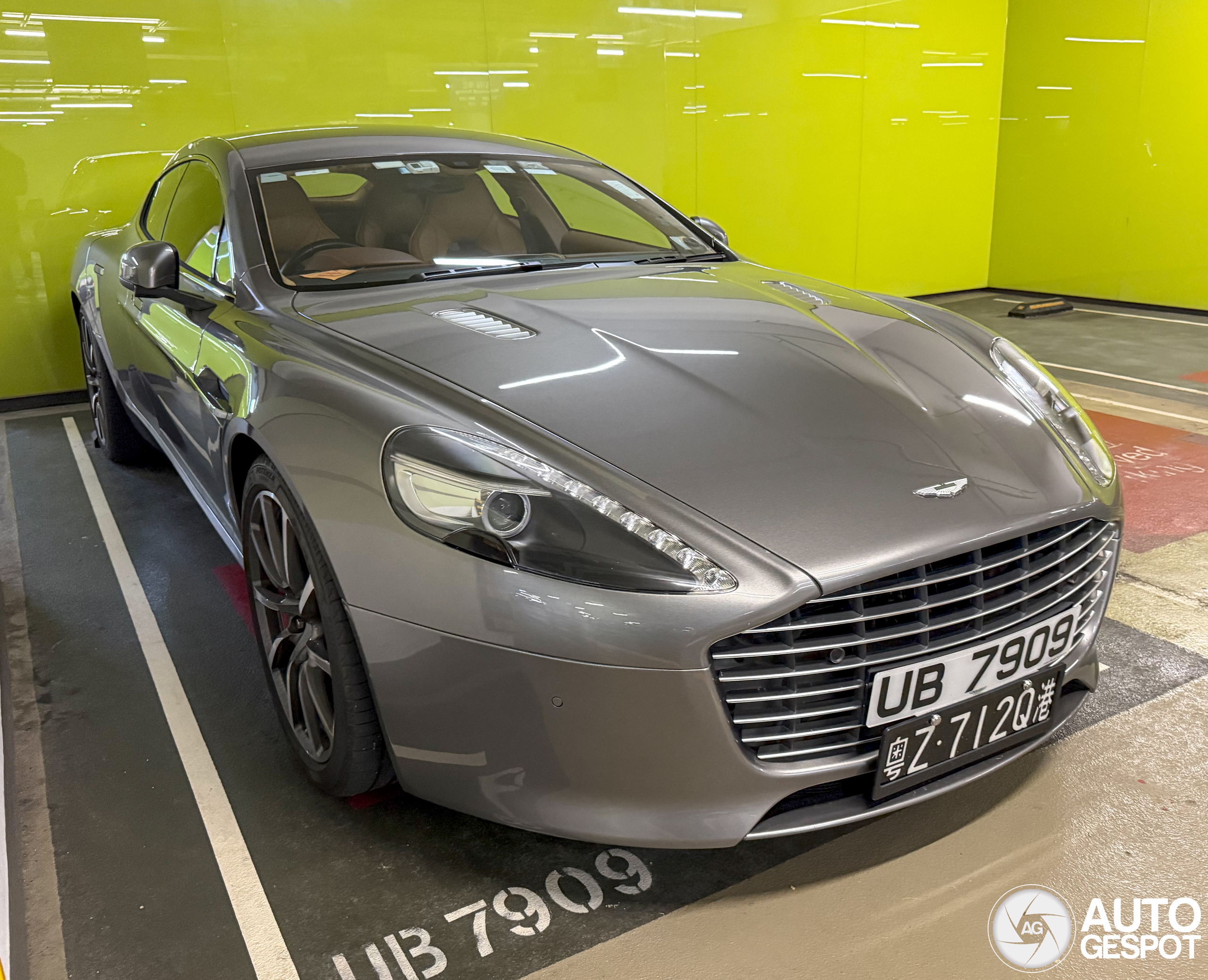 Aston Martin Rapide S