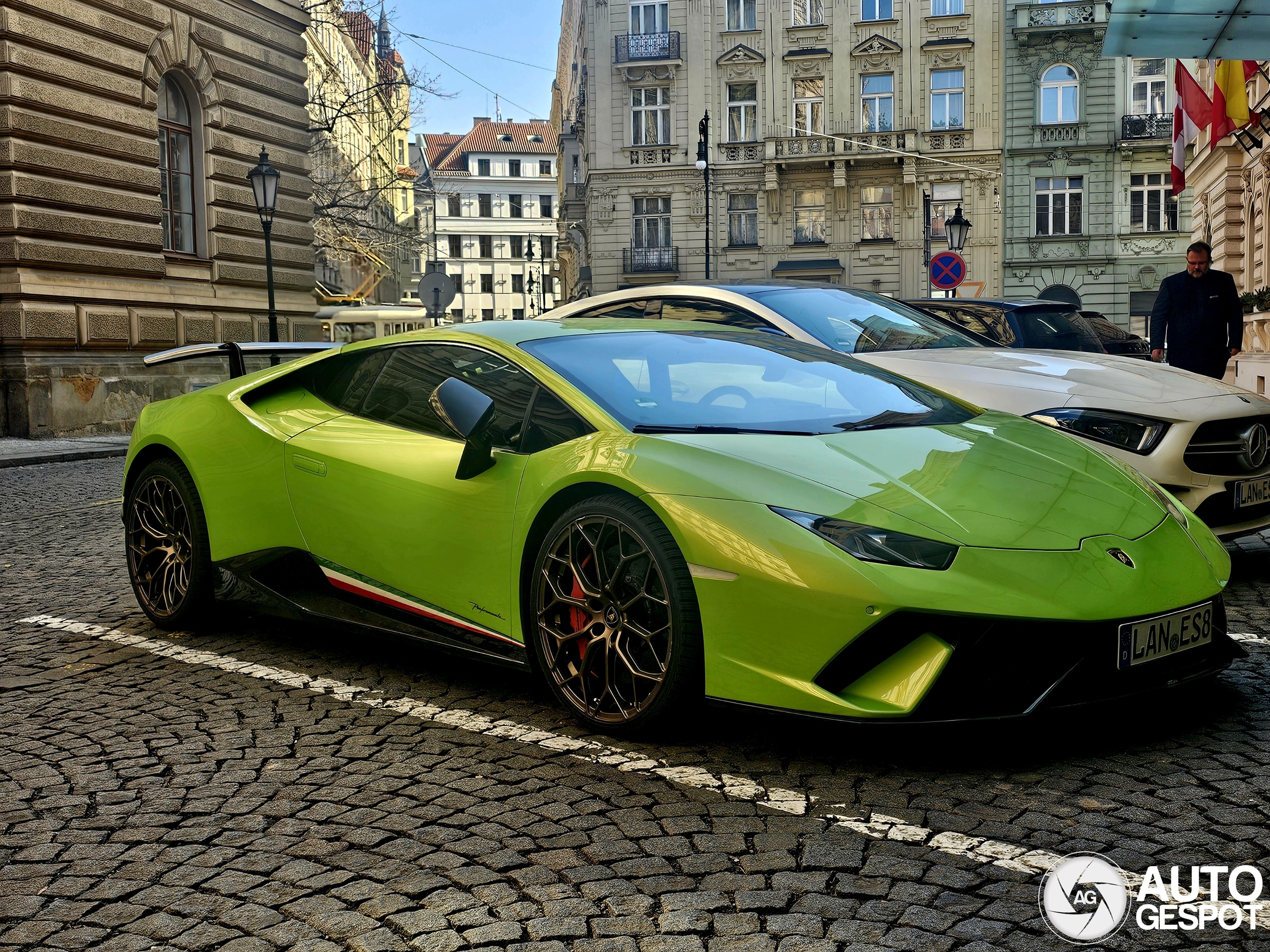 Lamborghini Huracán LP640-4 Performante