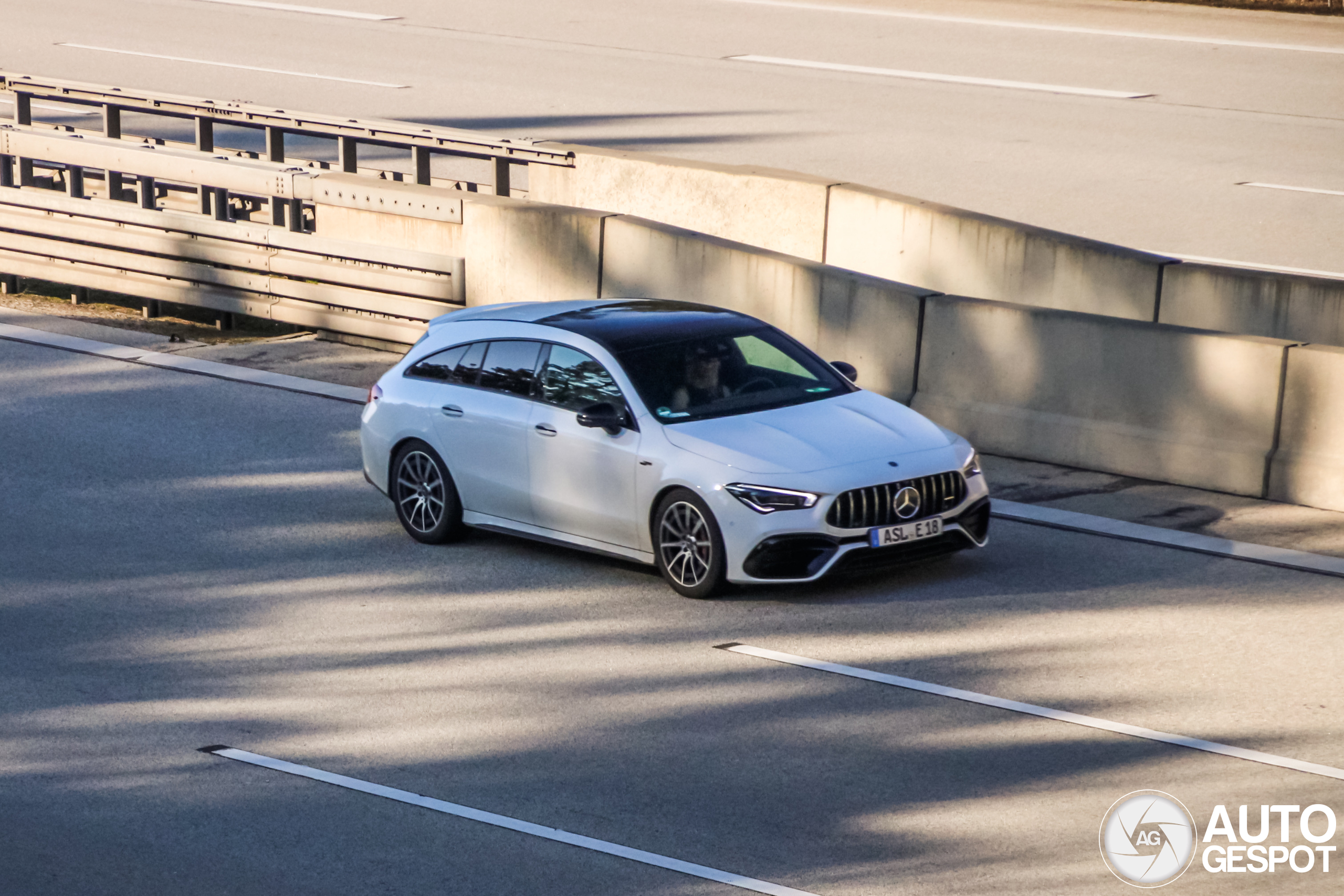 Mercedes-AMG CLA 45 S Shooting Brake X118