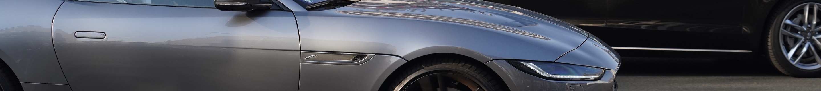 Jaguar F-TYPE R75 Convertible