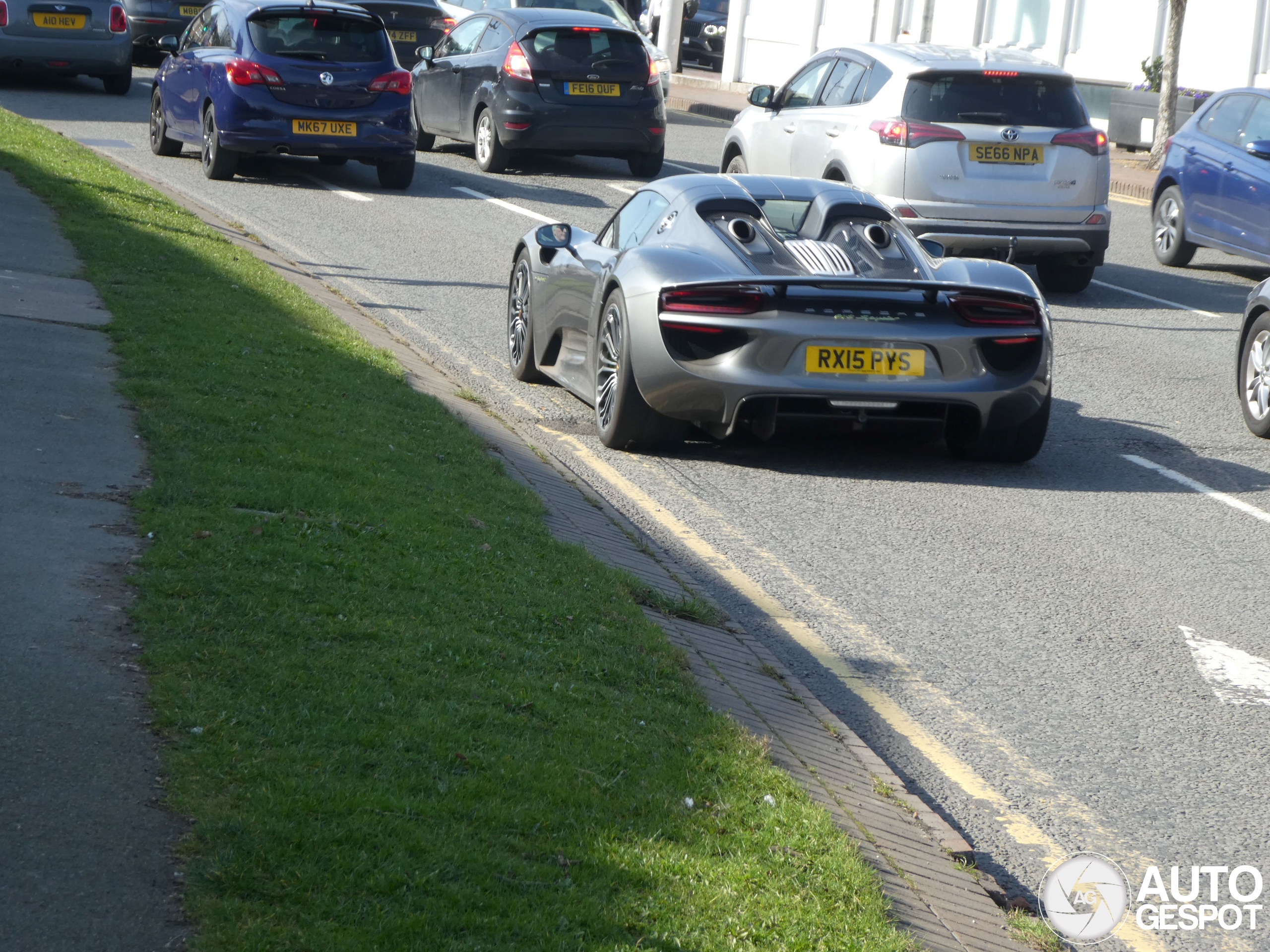 ヨッシー Porsche 918 Spyder - 09 March 2025 - Autogespot