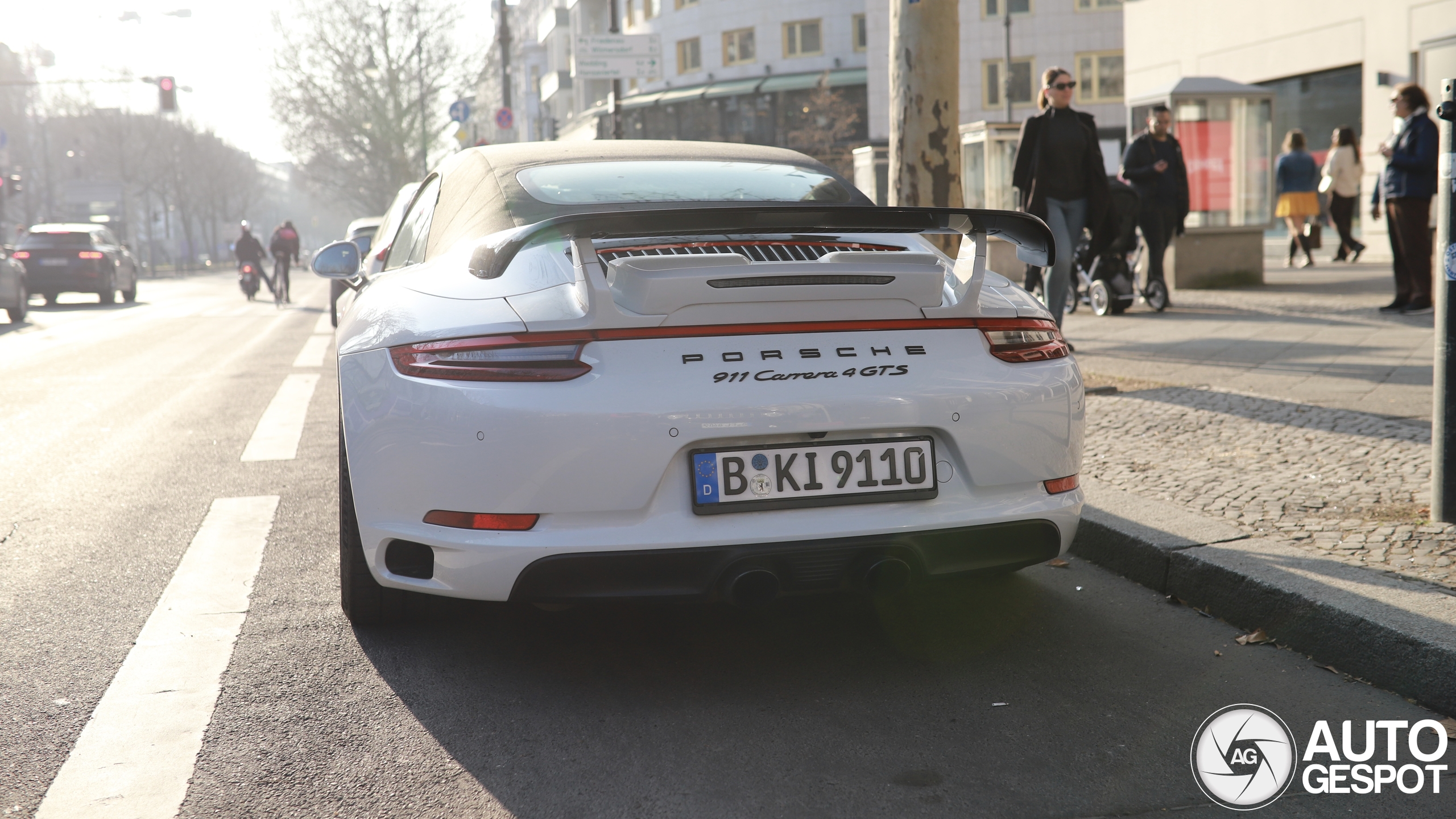 Porsche 991 Carrera 4 GTS Cabriolet MkII