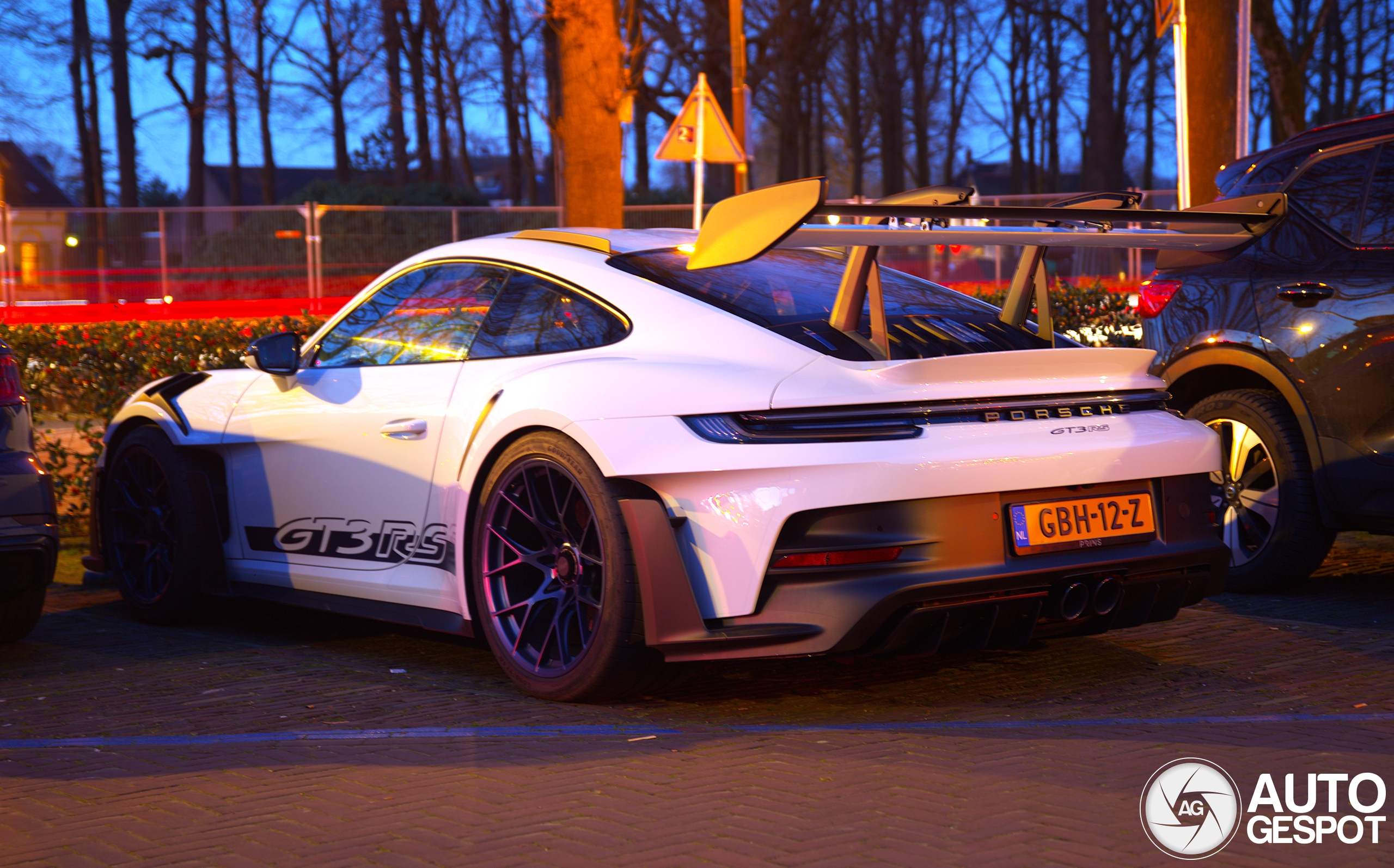 Porsche 992 GT3 RS MkI - 09 March 2025 - Autogespot