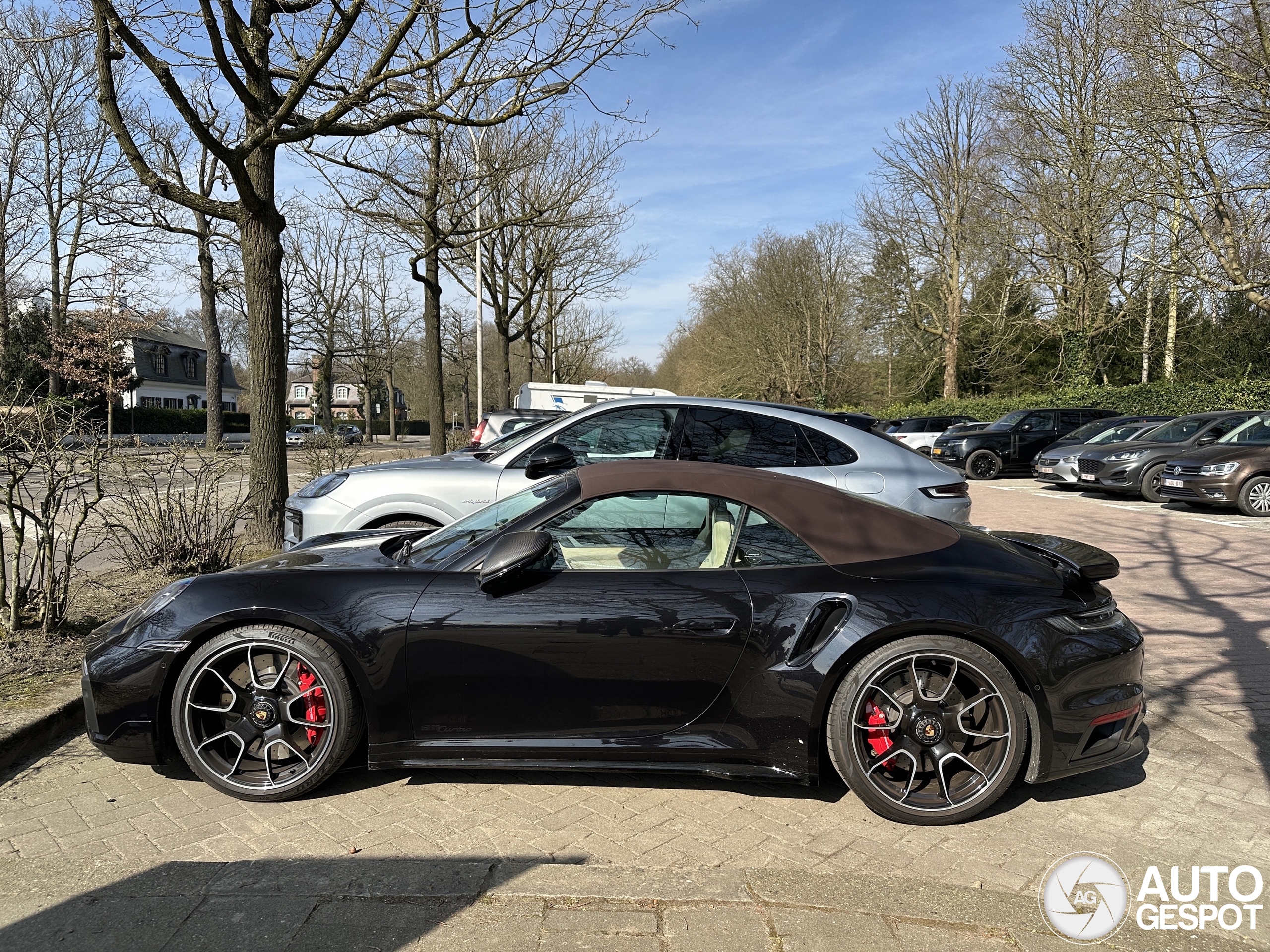 Porsche 992 Turbo Cabriolet