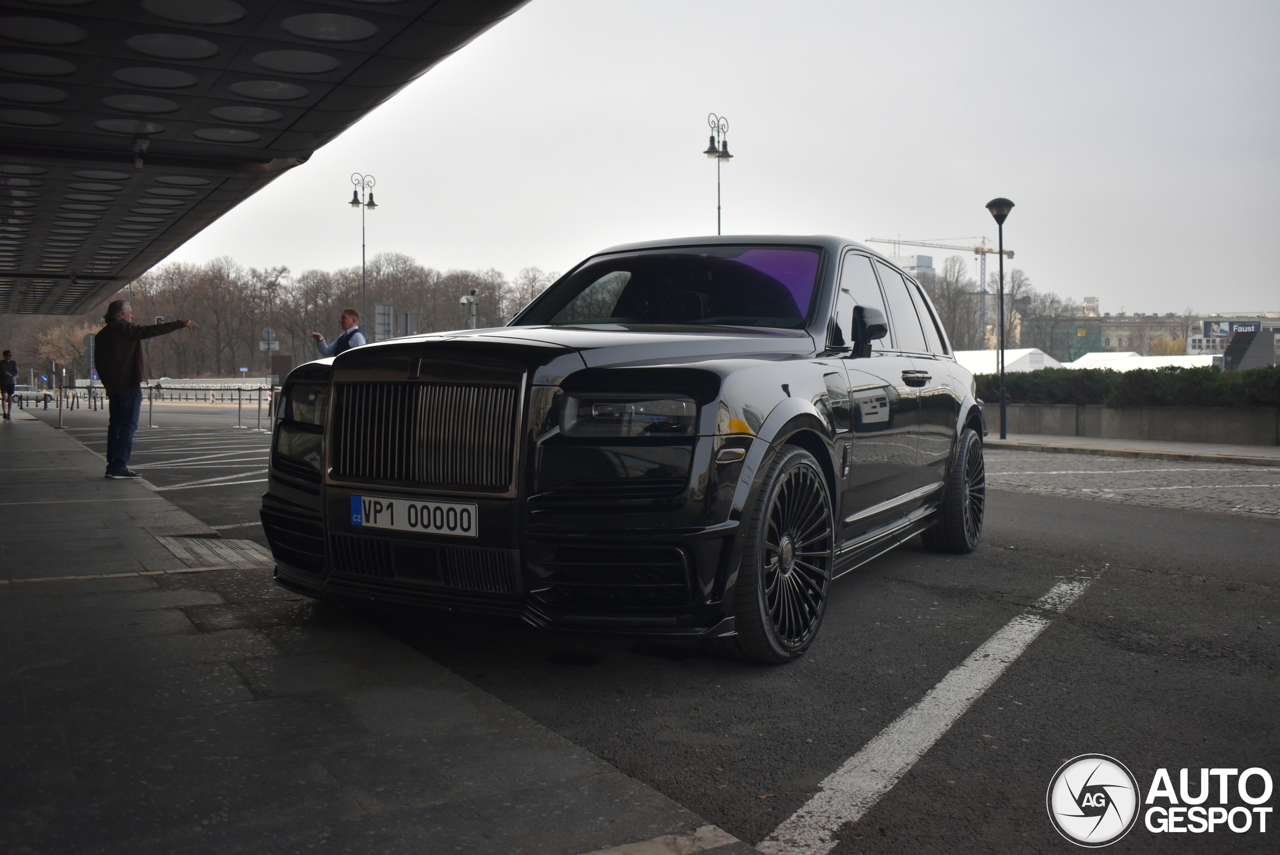 Rolls-Royce Cullinan Mansory Wide Body