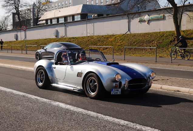 AC Cobra 427