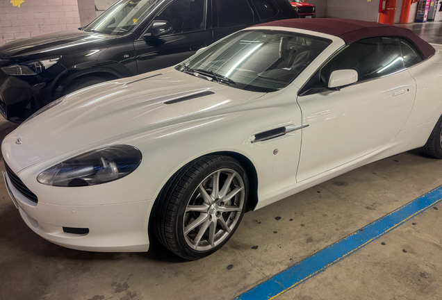 Aston Martin DB9 Volante