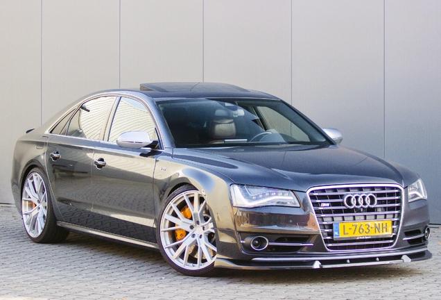 Audi S8 D4