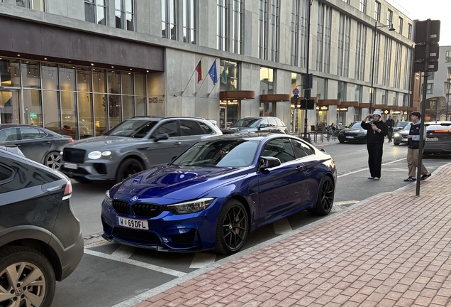 BMW M4 F82 CS