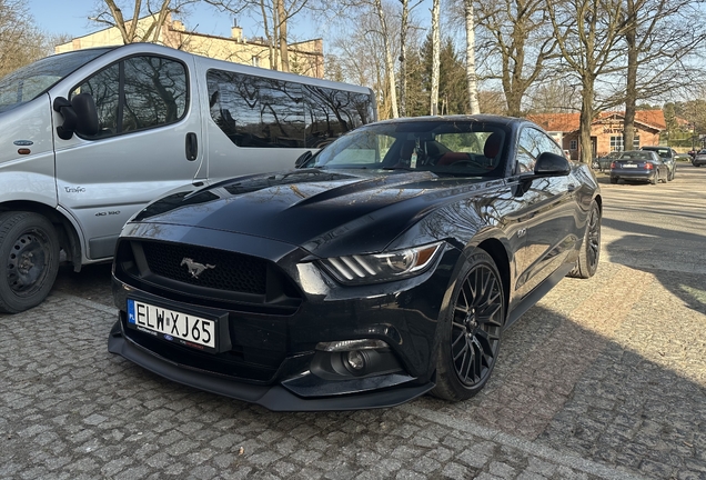 Ford Mustang GT 2015