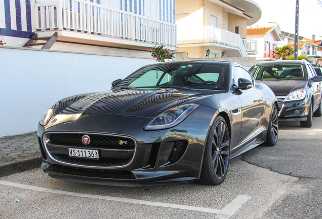 Jaguar F-TYPE R Coupé