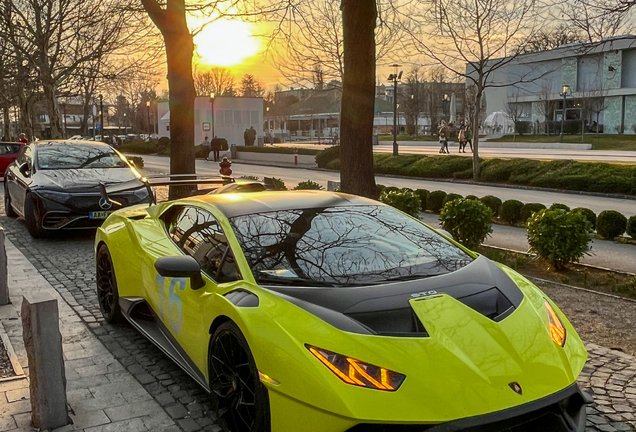 Lamborghini Huracán LP640-2 STO