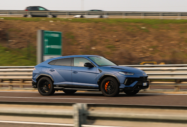 Lamborghini Urus S