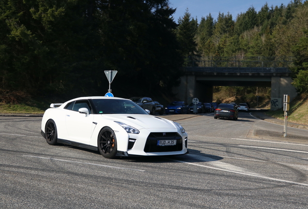Nissan GT-R 2017