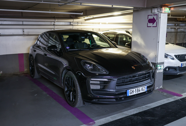 Porsche 95B Macan GTS MkIII