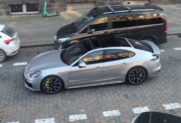Porsche 971 Panamera Turbo S E-Hybrid