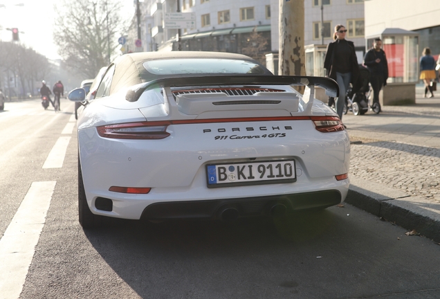 Porsche 991 Carrera 4 GTS Cabriolet MkII