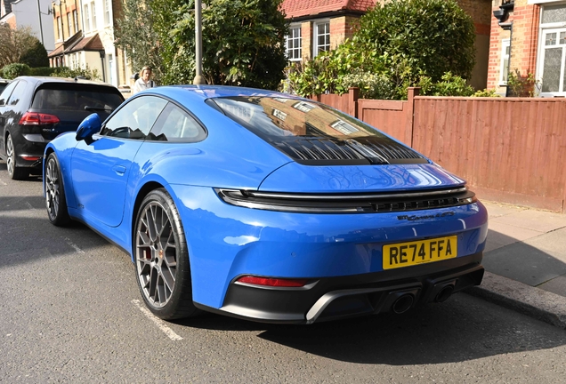 Porsche 992 Carrera 4 GTS MkII