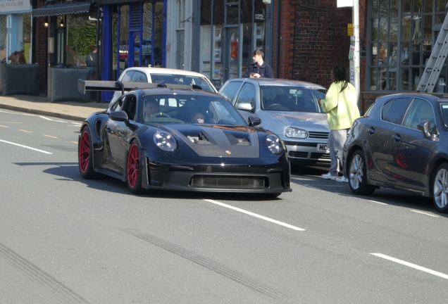 Porsche 992 GT3 RS Weissach Package